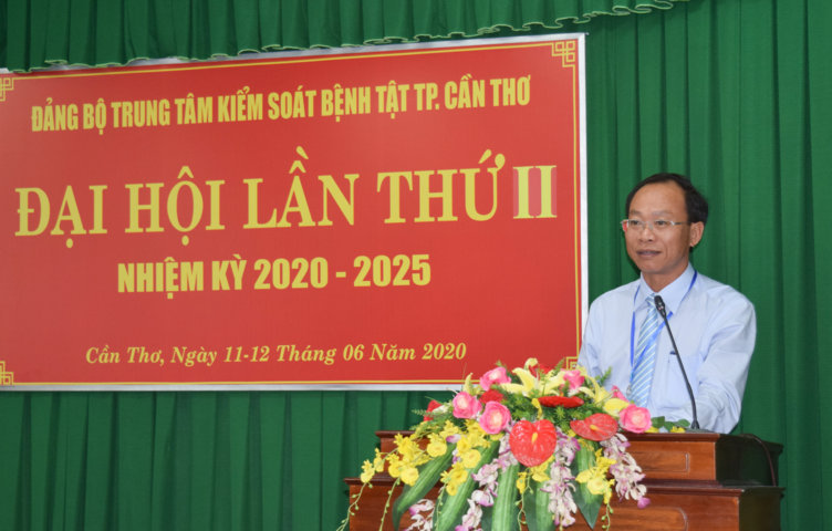 Đồng chí Nguyễn Văn Sử, Bí thư Đảng ủy Khối cơ quan Dân Chính Đảng phát biểu chỉ đạo Đại hội.