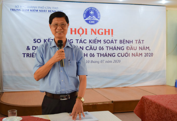 BS.CKI Huỳnh Văn Nhanh, Phó Giám đốc Sở Y tế phát biểu chỉ đạo tại hội nghị.