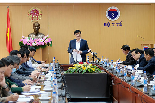 Bộ trưởng Bộ Y tế - GS.TS Nguyễn Thanh Long phát biểu chỉ đạo tại hội nghị trực tuyến toàn quốc tăng cường công tác phòng chống dịch COVID-19. Ảnh: nguồn Internet