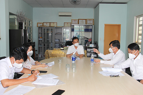 Đoàn kiểm tra công tác chuẩn bị tiêm chủng vắc xin phòng COVID-19 cho trẻ từ 5 đến dưới 12 tuổi tại quận Ninh Kiều