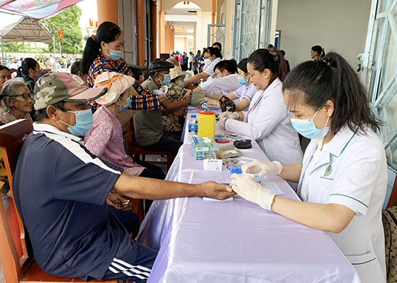 Xét nghiệm đường máu là cách duy nhất để phát hiện bệnh đái tháo đường và điều trị sớm, ngăn ngừa các biến chứng nguy hiểm.