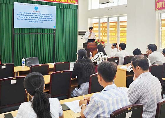 Ông Hà Tấn Vinh, Phó Giám đốc Trung tâm Kiểm soát bệnh tật thành phố Cần Thơ phát biểu khai mạc.