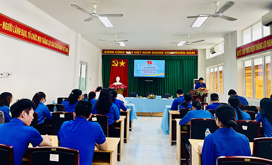 DAI BIEU DOAN THANH NIEN – 04