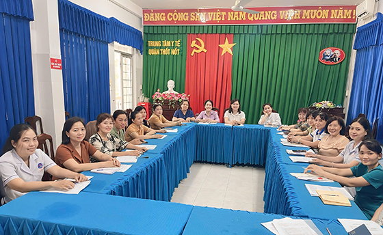Đoàn giám sát tại Trung tâm Y tế khu vực Thốt Nốt