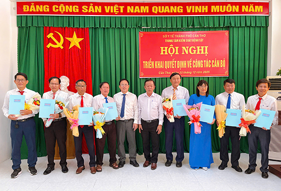 TO CHUC CAN BO CDC 02