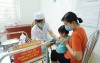 Tuân thủ tiêm chủng đầy đủ và đúng lịch các loại vắc xin trong chương trình tiêm chủng mở rộng để phòng bệnh cho trẻ