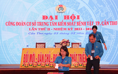 DAI HOI CONG DOAN CDC 0002