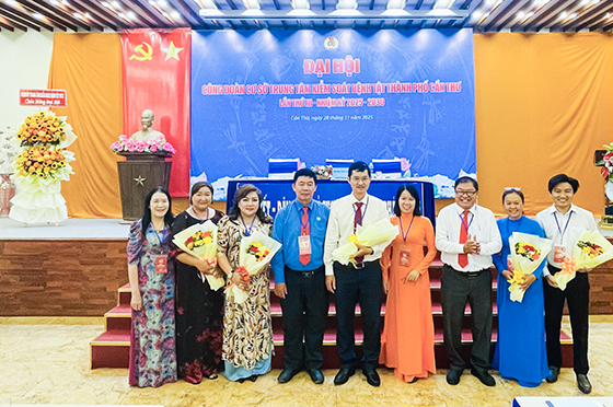 DAI HOI CONG DOAN 04