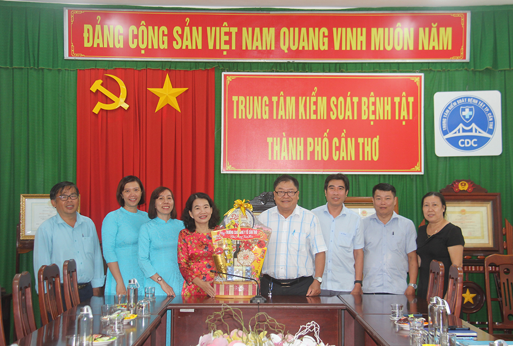 Tiếp đoàn Trường Cao đẳng Y tế 3