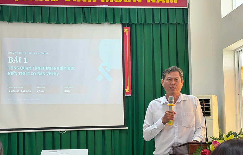 26 nang luc hiv 1